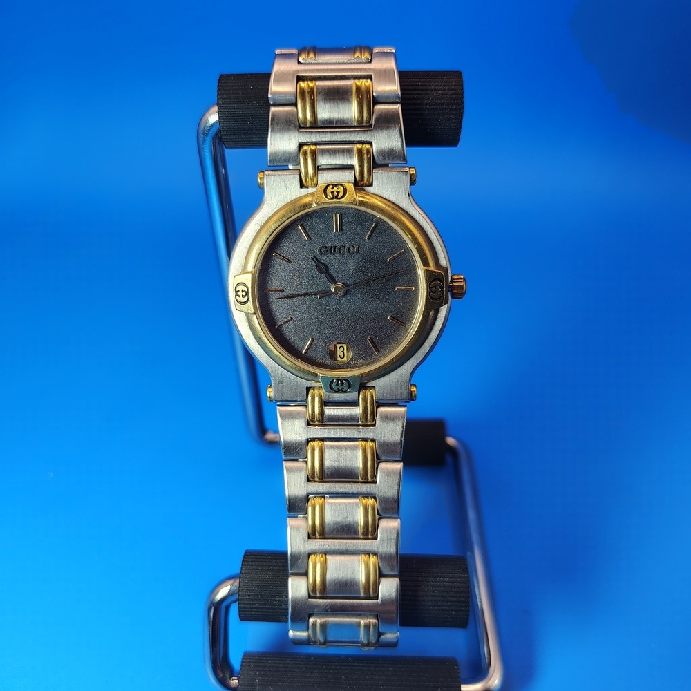 Vintage 1987 Gucci 9000M Swiss Made Women's Quartz Luxury Watch Size 6.25+ Link‎ - Picture 2 of 9